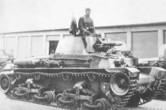 Czechoslovak_light_tank_LT-35