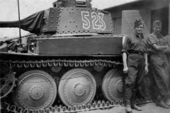 Hungarian_Panzer_38t_523