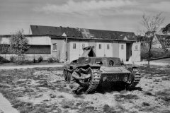Panzer_38_wreck_captured_at_Manheim_hospital_April_1945_Germany