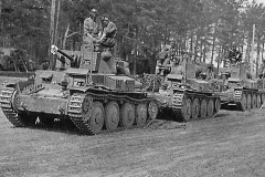 Panzer_38t_column