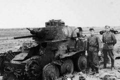 knocked_out_Panzer_38t_