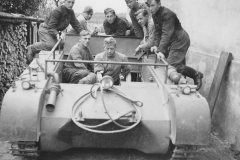 Panzer_I_Umbau_der_Instandsetzungs-Kompanie_FahrschulPanzer_BergePanzer