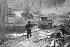 Panzer_I_ohne_Turm_France_1940