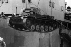 Panzer_II_144_DAK_3
