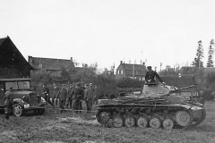 Panzer_II_Ford_V8-51