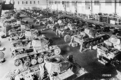 Panzer_II_maintnance_MAN_Nurnberg
