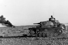 Afrika_korps_Panzer_III_DAK