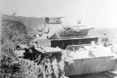 Destroyed_Panzer_III_kurz