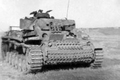 Destroyed_Totenkopf_Division_Panzer_III_Ostfront