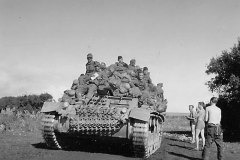 German_Troops_Riding_on_Panzer_III_2