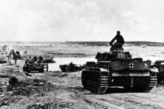 Panzer_III_125_131_24_panzer_division
