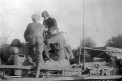 Panzer_III_12_Panzer_Division_near_Tichwin_1942
