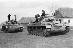 Panzer_III_Ausf_J_tanks_Orel_Ostfront