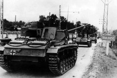 Panzer_III_Ausf_L_7th_Panzer_Division_Toulouse_France_1942