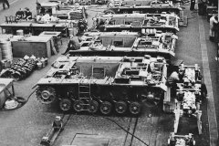 Panzer_III_assembly_line_Berlin-Spandau_1940