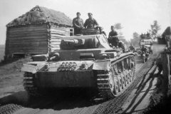 Panzer_III_eastern_front_2