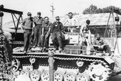 Panzer_III_tank_in_a_field_workshop