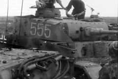 Panzer_III_tank_turret_number_555_schurzen
