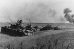 Panzer_III_tanks_3