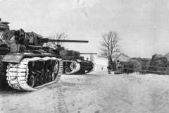 Panzer_III_winterketten_1943_ostfront