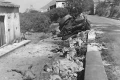 Body_German_soldier_by_Knocked-Out_Panzer_IV_in_Sicily