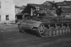 Bolchow_Russia_Panzer_IV_Tank_1942