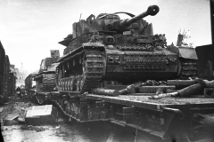 Captured_Panzer_IV_4