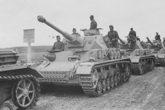Column_Panzer_IV_G