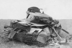 Destroyed_Panzer_IV_Tank_Eastern_Front