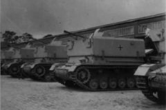 Flakpanzer_IV_Mobelwagen_AA_tanks_2
