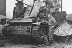 Flakpanzer_IV_with_37mm_flak