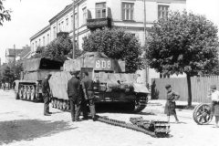 German_tank_Panzer_IV_808_Eastern_Front_1944