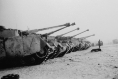 Late_Panzer_IV_tanks