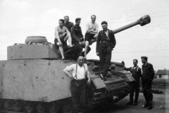 Panzer_IV_23_Pz_Div_Hungary_1945_2