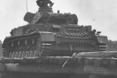 Panzer_IV_ausf_C_on_bridge