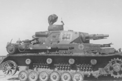 damaged_panzer_IV_410