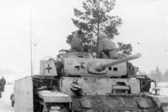 Panzerbefehlswagen_III_with_Schurzen_winter