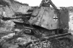 Captured_Panzerjager_35R_Atlantik-Wall_1945
