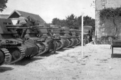 Tank_destroyers_Panzerjager_I_in_La_Rochelle_France