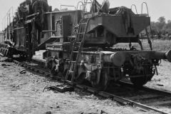 24_cm_Theodor_Bruno_rail_gun__aug44