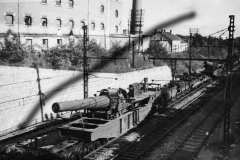 400mm_Mle_1915-16_rail_howitzer