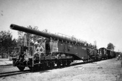 Eisenbahngeschutz_28cm_K5E_eastern_front_railway_gun