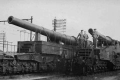 French_railway_guns_340mm_Mle_1912_Schneider_and_320mm_Mle_1870