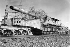 La_Coucourde_France_27_cm_Schneider_Bruno_1944