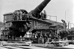 rail_gun_Kurze_Bruno_28cm_5