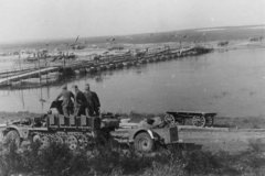 SdKfz_10_with_Sd_Ah_51