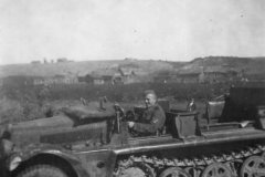 Sd_Kfz_10_Demag_D7