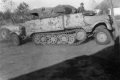 Sdkfz_11_german_halftrack