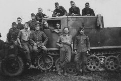 Sdkfz_11_german_halftrack_ww2