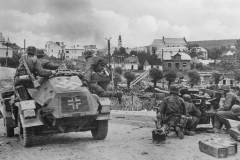 SdKfz_221_waffen_ss_2
